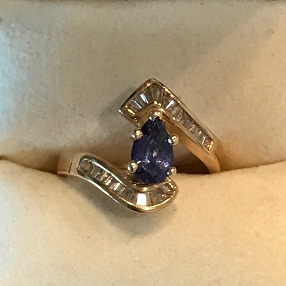 Tanzanite & Diamond Ring 14K. gold Size 7 - Picture 6 of 15